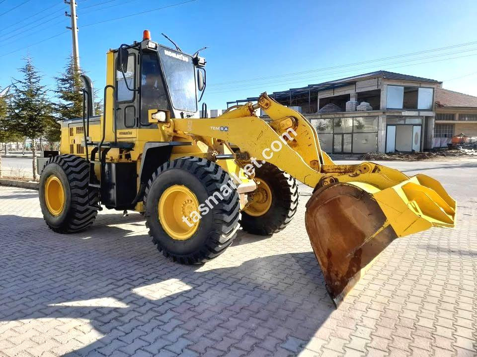 Loader - Yükleyici Nedir, Nasıl çalışır ? İş Makinası Yedek Parça