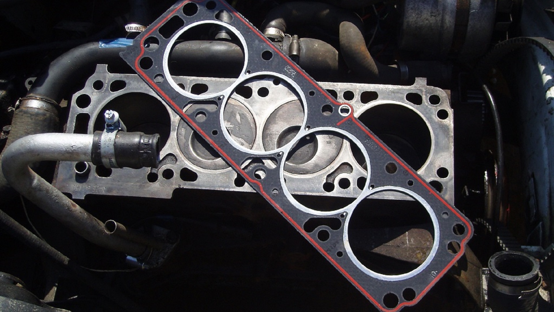 Motor Contası nedir? Nasıl çalışır? İş Makinası Yedek Parça