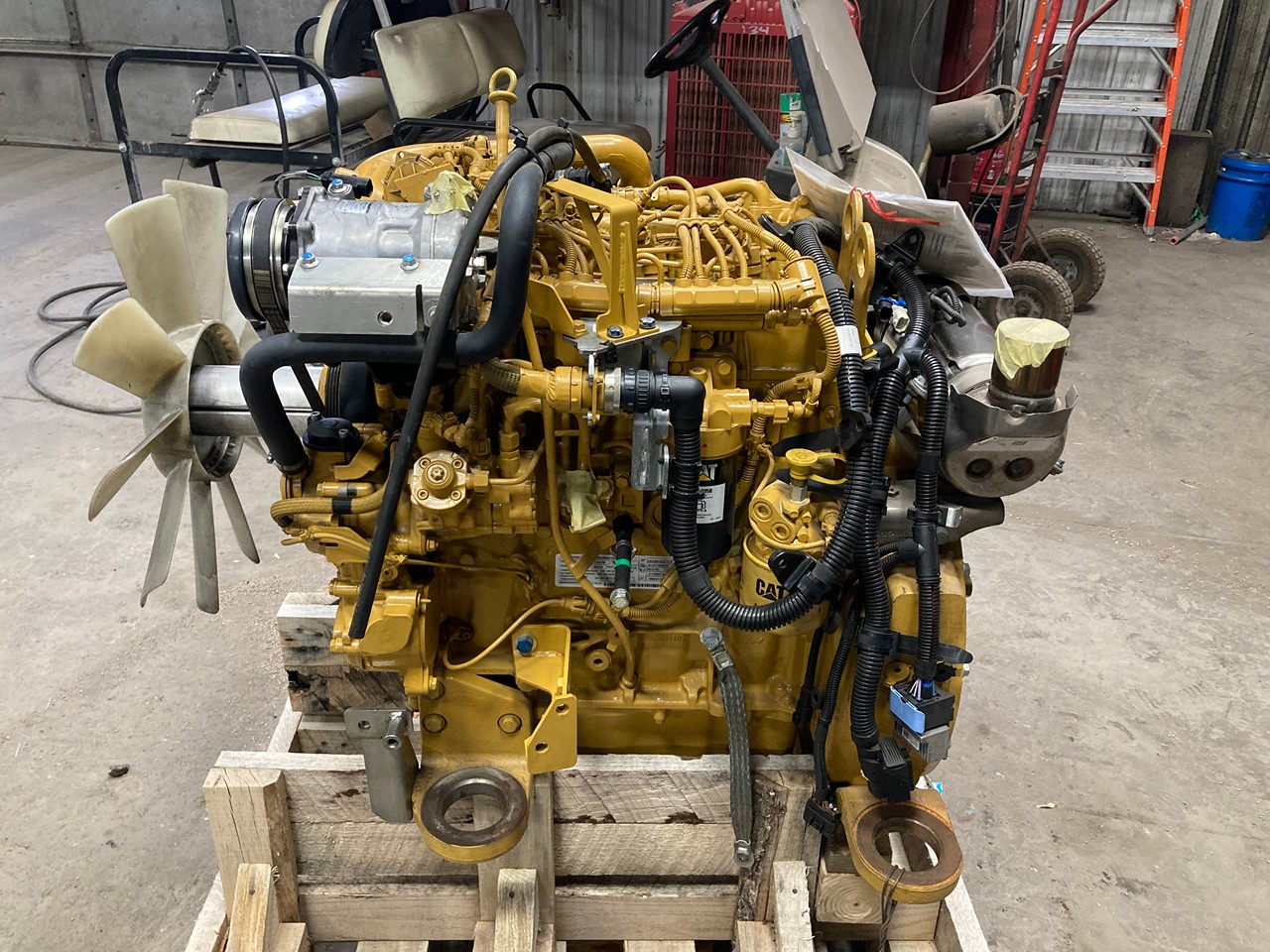 Caterpillar 313F L GC Hidrolik Eskavatör C3.4B Motor Yedek Parçaları İş Makinası Yedek Parça