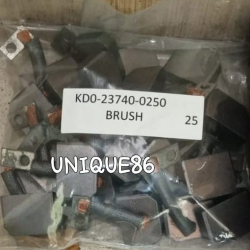 KD0-23740-0250 Kömür yuvası marş dinamosu KOMATSU İş Makinası Yedek Parça