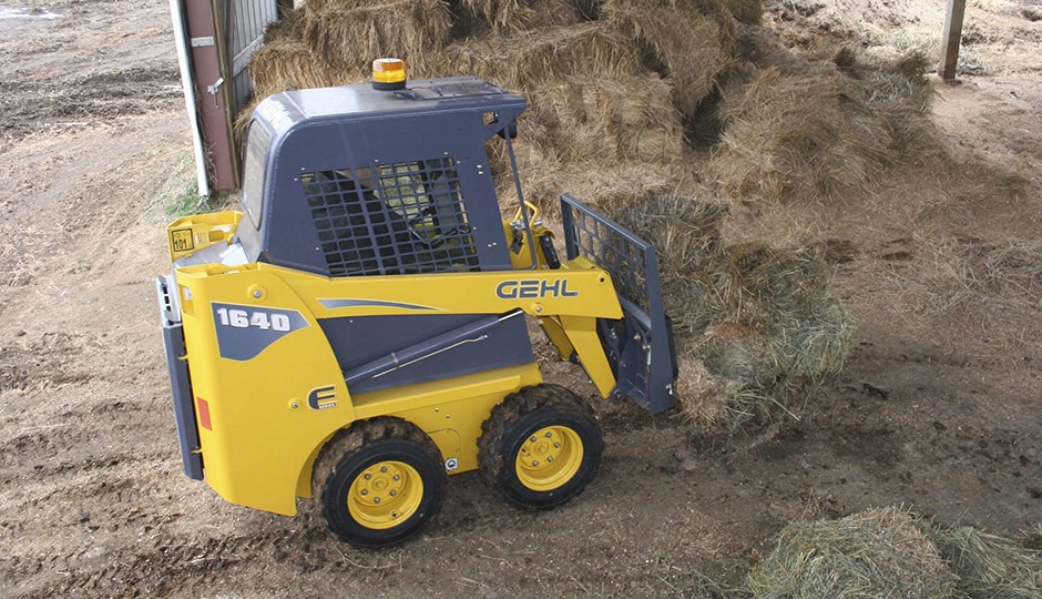 GEHL 1640E Skid Steer Loder 3TNV82 Yanmar Motor Yedek Parcaları İş Makinası Yedek Parça