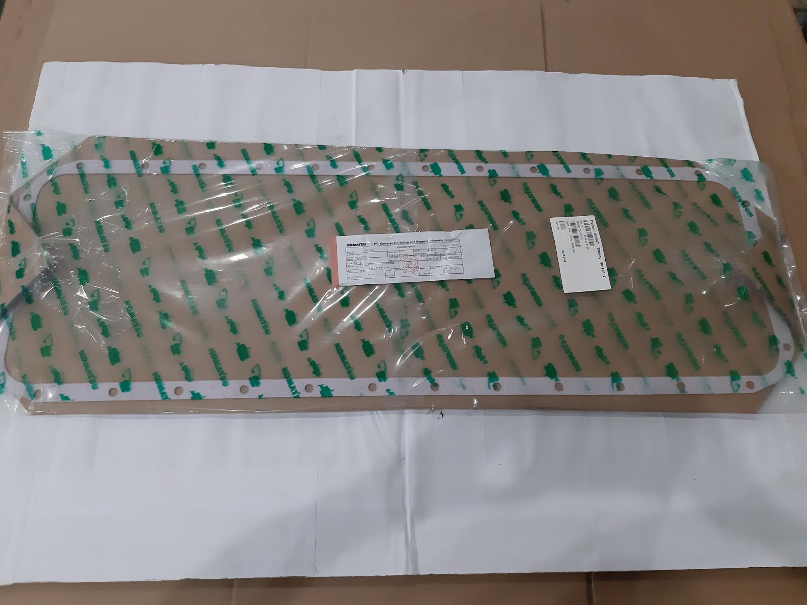 6745-21-5130 Gasket Oil Pan SAA6D114E Komatsu Motor Karter Contası İş Makinası Yedek Parça